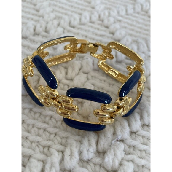 Daria Jewelry - VTG Signed Daria Link Bracelet Navy Blue Hold Tone Clasp